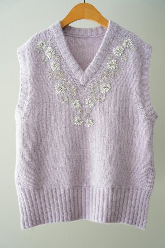 nesessaire Beaded embroidery vest (lilac)