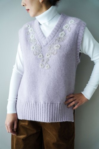 Heriter Beads embroidery vest (Lilac)