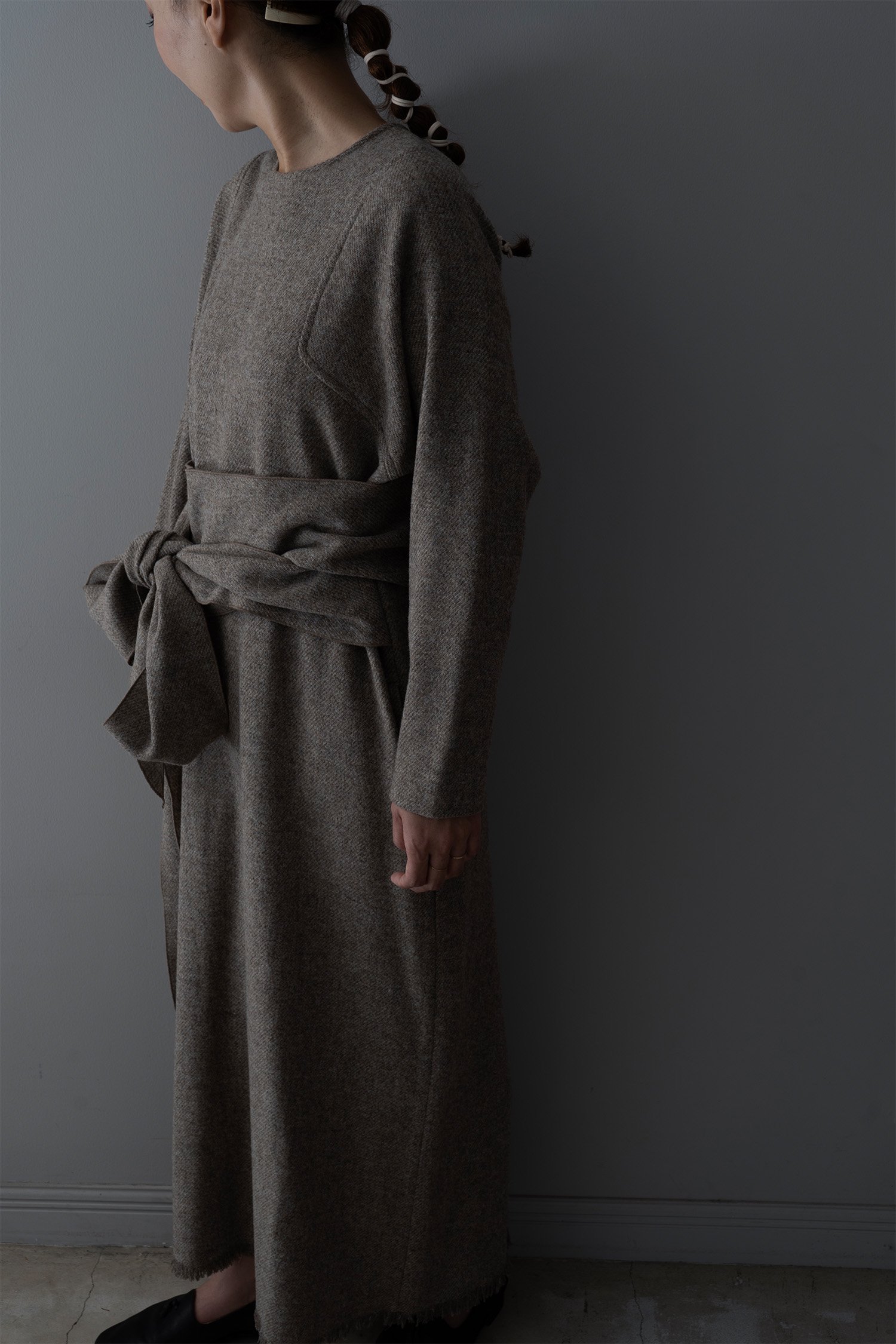 ランキング入賞商品 【未使用】ARCHI(アーキ)WOOL TWILL DRESS