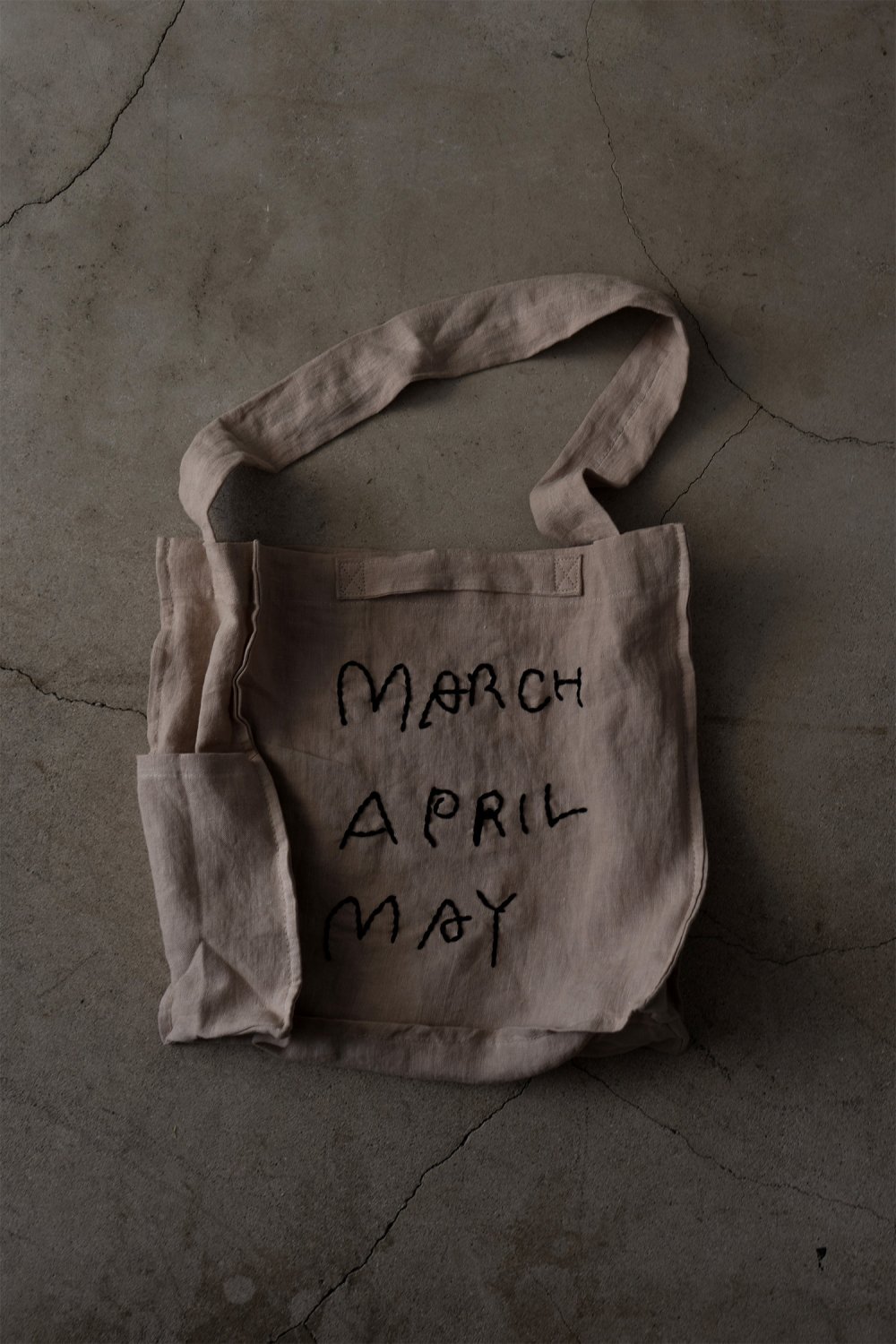 March April May Linen Shoulder Bag M（ Kinari ）