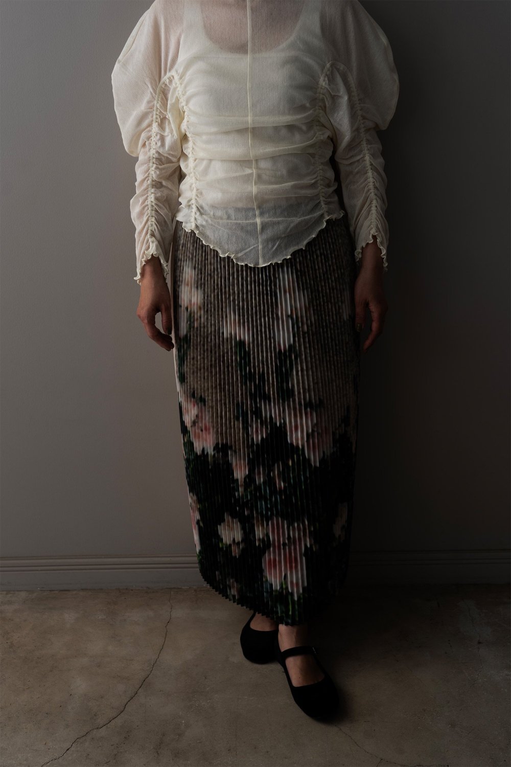 BANSAN Rose Print Pleats Skirt Rose White 