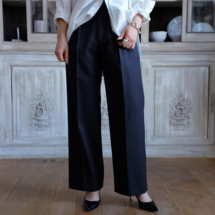 PRAGCM0105_navy