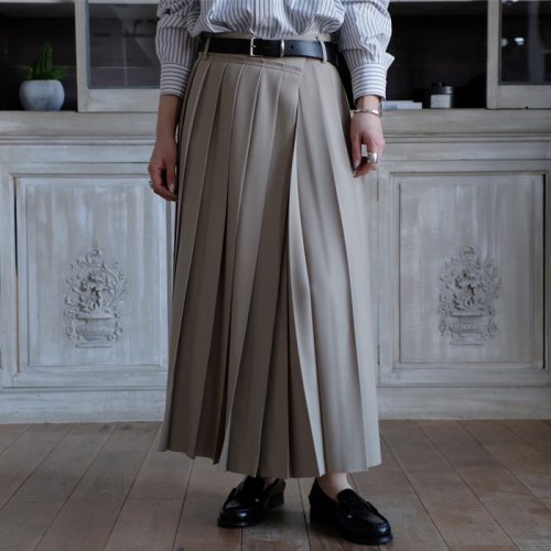 WOOL SURGE PLEATED SKIRT