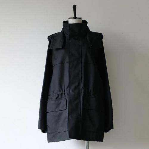 HIGH-DENSITY BONDED COTTON GABARDINE BLOUSON