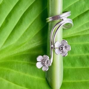 kumik micke<br>-С䡼<br> Karen ear cuff<br>-Hana doubleʱѡ<img class='new_mark_img2' src='https://img.shop-pro.jp/img/new/icons14.gif' style='border:none;display:inline;margin:0px;padding:0px;width:auto;' />