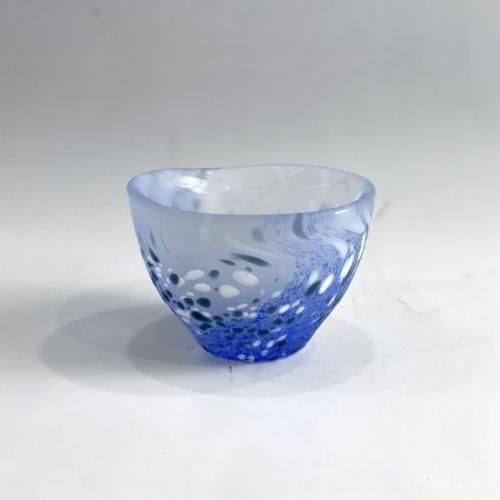 青色ストライプのガラス製器 青色ストライプのガラス製器 青色ストライプのガラス製器 （青い