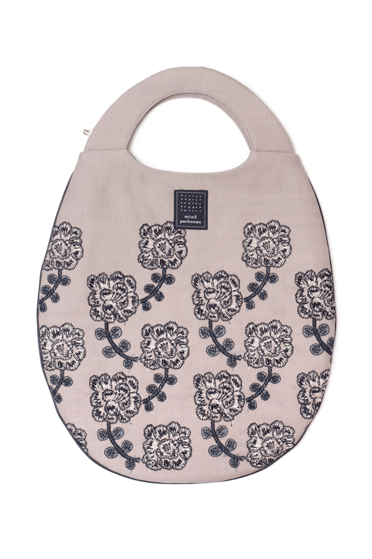 バッグmina perhonen　egg bag