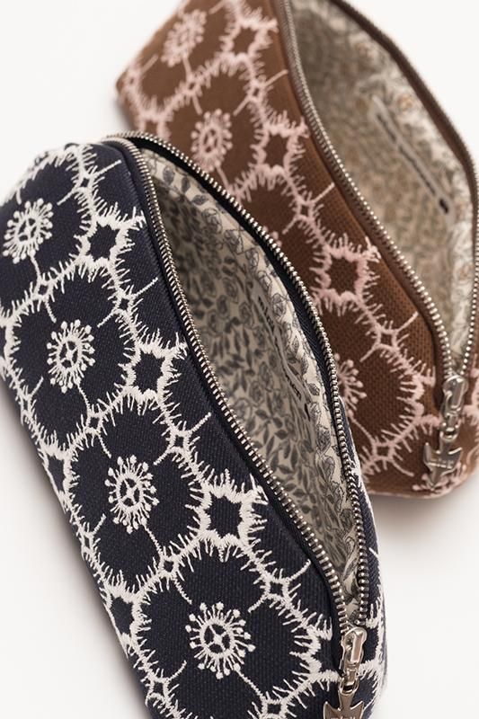 ミナペルホネン　アネモネ　ポーチ anemone quartz pouch - minä perhonen
