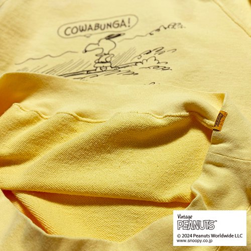 STANDARD CALIFORNIA】SNOOPY × SD COWABUNGA CREW SWEAT YELLOW スウェット  スタンダードカリフォルニア - GRAVY'S グレイビーズ オンラインショップ さいたま市中央区与野駅西口５分