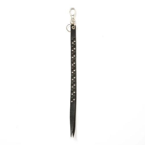 大人気 CALEE キーリング 即完モデル CALEE/キャリー】ROUND & PYRAMID STUDS LEATHER LONG KEY RING