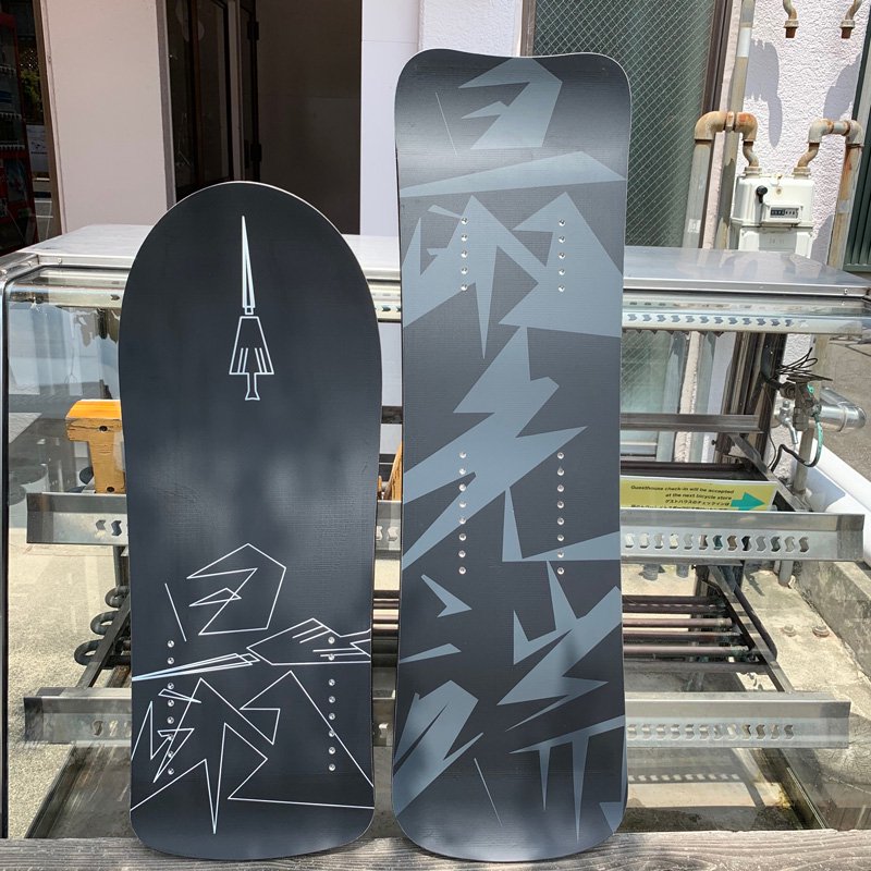 ダブルキャンバー】トリニティ TORINITY-SSST SNOWSCOOT BOARD SET【フリーライドボード】【オールラウンドミッドレングス】  - スノースクートオンラインプロショップ トゥーレイトスポーツ 中古 ニューモデル メンテナンス カスタム レンタル 全国発送 snowscoot  online 