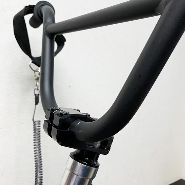 美品中古入門最新スペック】スノースクート SNOWSCOOT ONE-D 美品中古入門最新スペック】スノースクート SNOWSCOOT ONE-D