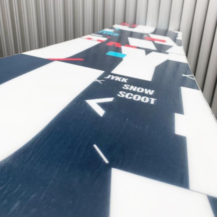 最新カービングワイドボード中古】スノースクート SNOWSCOOT 最新カービングワイドボード中古】スノースクート SNOWSCOOT