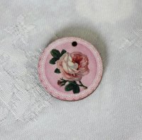フランス製　木製ボタン　薔薇　ローズ