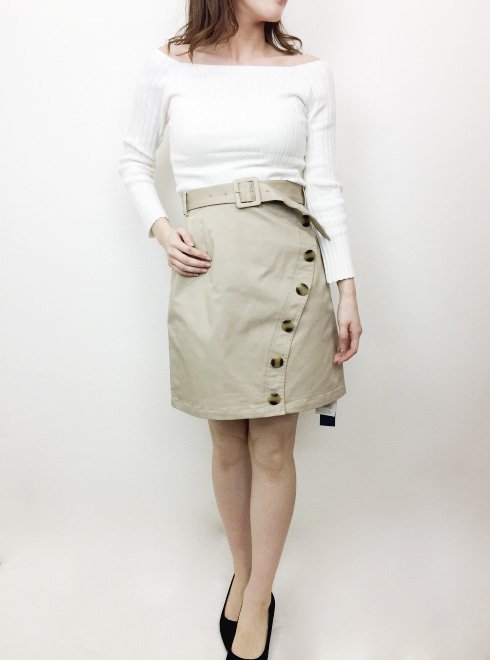 LILY BROWN 釦デザインタックミニスカート ベージュ 0サイズ - スカート