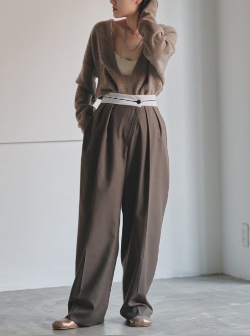 TODAYFUL (トゥデイフル）Front Slanting Trousers☆ 23秋冬【12320704