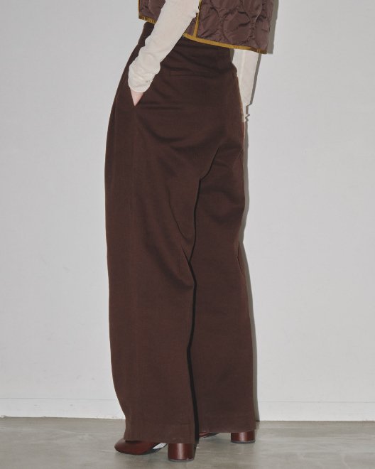 TODAYFUL (トゥデイフル）Peachskin Tuck Trousers☆ 23秋冬.予約