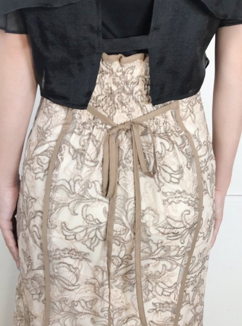 Lily Brown （リリーブラウン)リーフ刺繍ハイウエストマーメイドスカート 23秋冬【LWFS234173】フレアスカート  ss20(クーポン対象外) - 通販セレクトショップ HeartySelect |