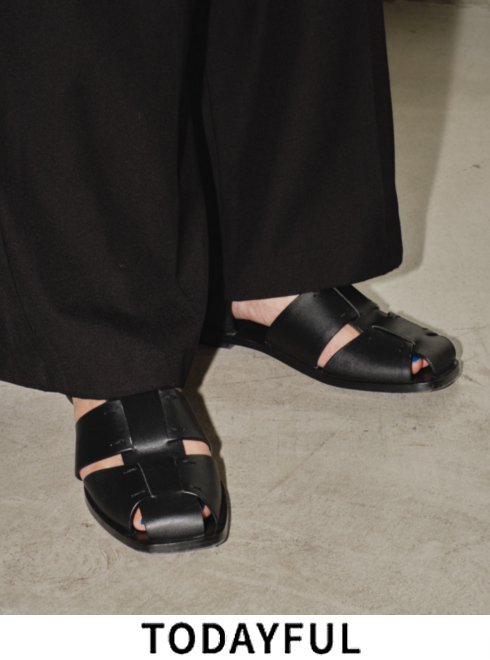 TODAYFUL (トゥデイフル）<br>Leather Gurkha Sandals ★  24春夏予約【12411014】サンダル 入荷予定 : 3月下旬〜