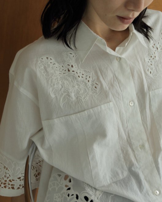 anuke(̡)<br>Cutwork Lace Shirts  24ղͽ3 62410402ۥġ֥饦 ͽ : 9ܡ