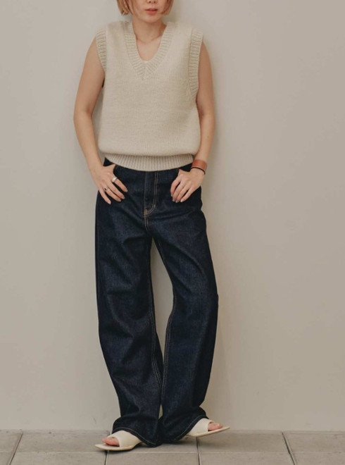 TODAYFUL (トゥデイフル）Carys Denim★ 24秋冬.予約2【12421401】デニムパンツ 　冬受注会 入荷時期：2月上旬~ -  通販セレクトショップ HeartySelect | TODAYFUL.SNIDEL.CELFORD.COCODEAL等正規取扱　大阪枚方くずは