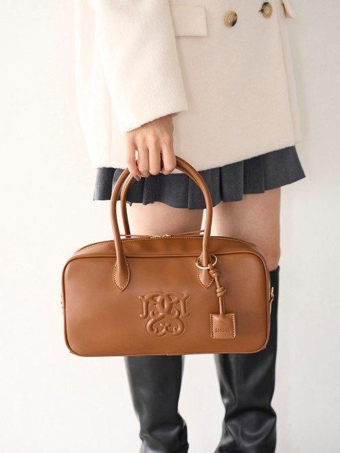 SNIDEL エンボスロゴボストンバッグ brown