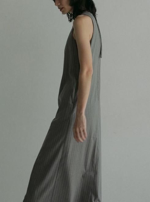 anuke(アンヌーク)Sleeveless Pintuck Onepiece☆ 25春夏予約 anuke(アンヌーク)Sleeveless Pintuck Onepiece☆ 25春夏予約