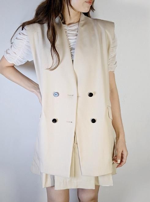 完売品】新品未使用タグ付 ココディール バッグベルトジレ 24ss