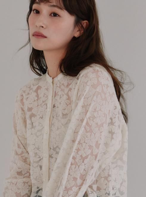 Hella / ヘラ tulle embroidery shirt  25秋冬予約 h253-14 入荷予定 : 9月中旬〜 (10%OFF&PT5倍) hella (ヘラ)tulle embroidery shirt 25秋冬予約【h253-14