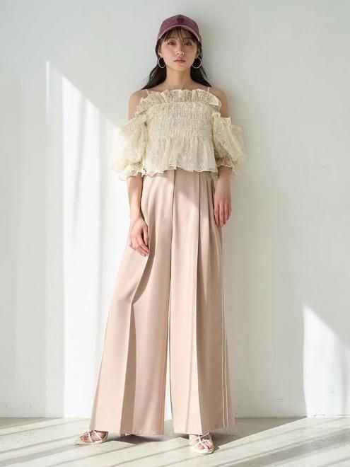 snidel （スナイデル）Sustainaギャザーオフショルブラウス 25春