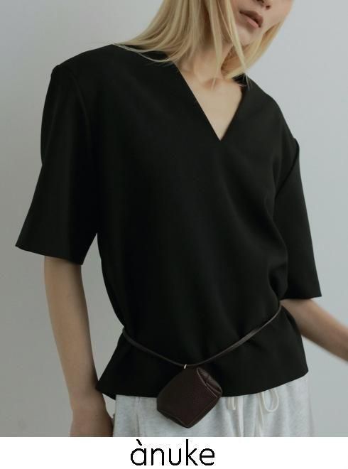 anuke (̡<br>Powershoulder Vneck Tops  25ͽ62520409ۥåȥ ͽ : 9ܡ ߼