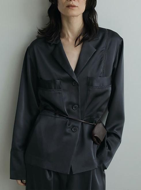 anuke (アンヌーク）Satin Tailored Shirts☆ 25秋冬予約