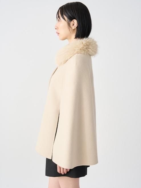 セルフォード　ホワイト ポンチョ・ケープコート F セルフォード ホワイト ポンチョ・ケープコート F セルフォード