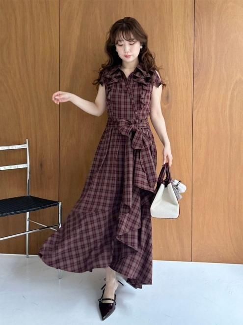 Lily Brown （リリーブラウン)ラッフルフリルティアードシャツ