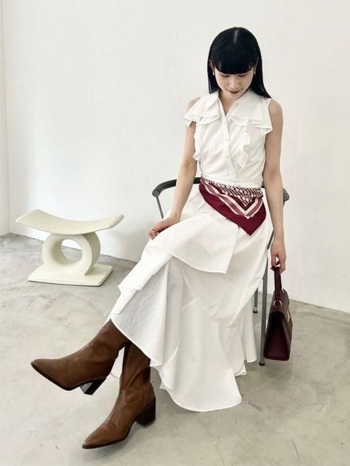 Lily Brown （リリーブラウン)ラッフルフリルティアードシャツ