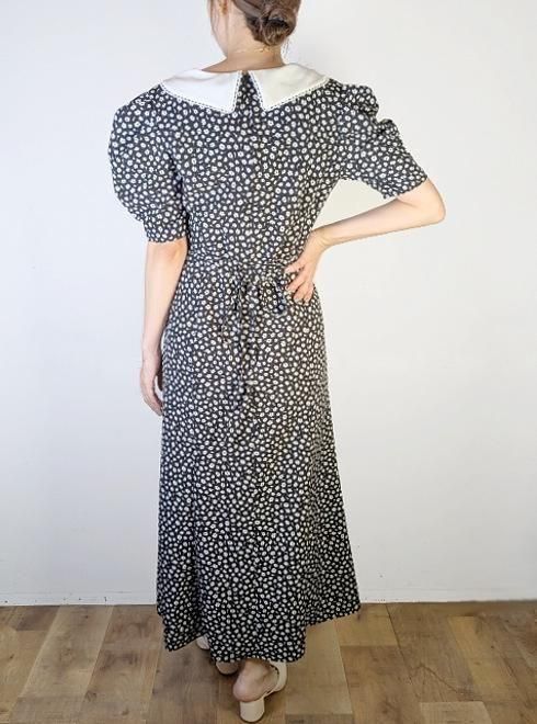 【Lily】婦人服昭和レトロパターン2ケセット！ワンピースほか Lily様専用】婦人服昭和レトロパターン2ケセット！ワンピースほか