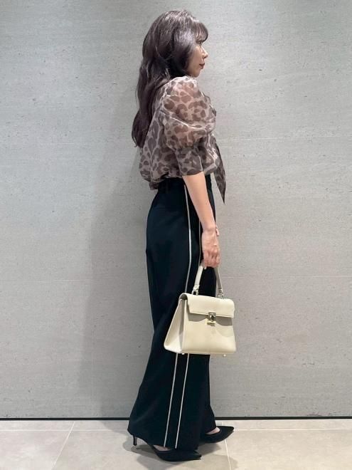 25SS 新品タグ★リリーブラウン ラグランオーガンザボウタイブラウス ドット 25SS 新品タグ☆リリーブラウン ラグランオーガンザボウタイ