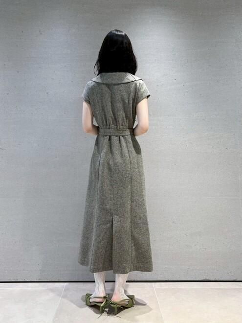 LILY BROWN デコルテトレンチワンピース　M LILY BROWN（リリーブラウン）の「デコルテトレンチワンピース