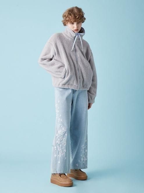 人気完売品　FURFURファーファー★オーバーサイズデニムジャケット Amazon | [ファーファー] ノーカラーデニムジャケット