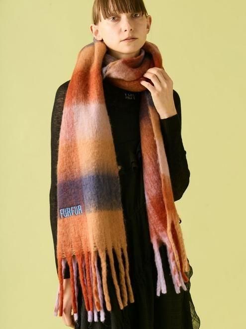 FURFUR (ファーファー)ロゴ刺繍ブロックチェックフリンジストール 25