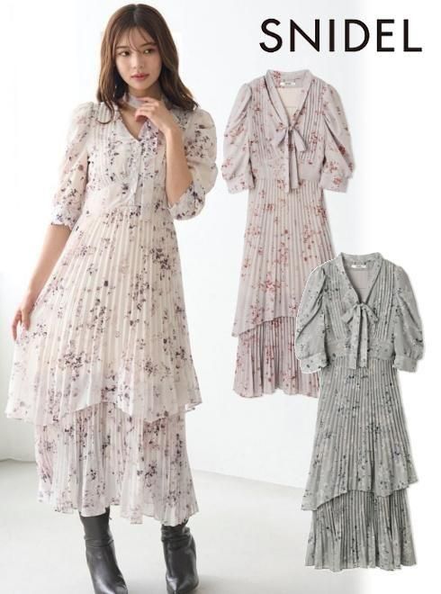 snidel （スナイデル）Sustinaプリーツプリントワンピース 25秋冬
