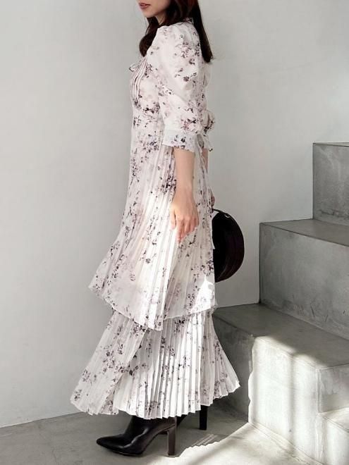 snidel （スナイデル）Sustinaプリーツプリントワンピース 25秋冬