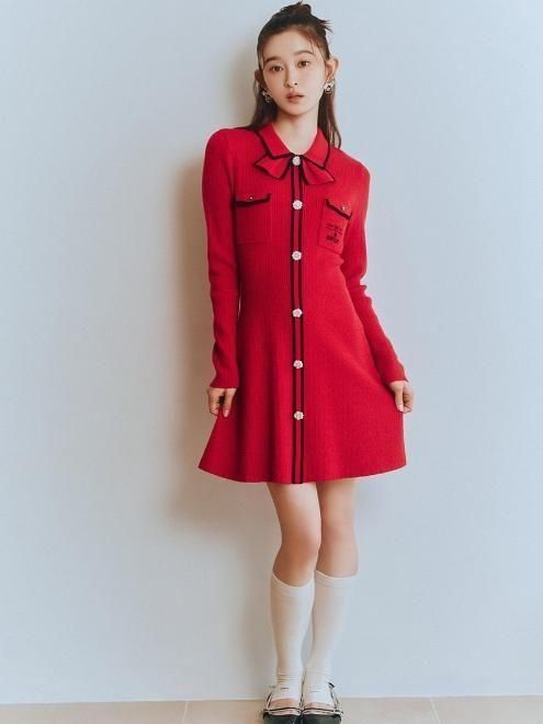 リリーブラウン マリークワント コラボ ミニワンピース レッド Lily Brown （リリーブラウン)【MARY QUANT】ビジューボタンミニニット