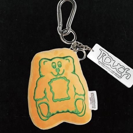 HOME ECONOMICS EXPERIMENT / TOUCH BEAR KEYCHAIN