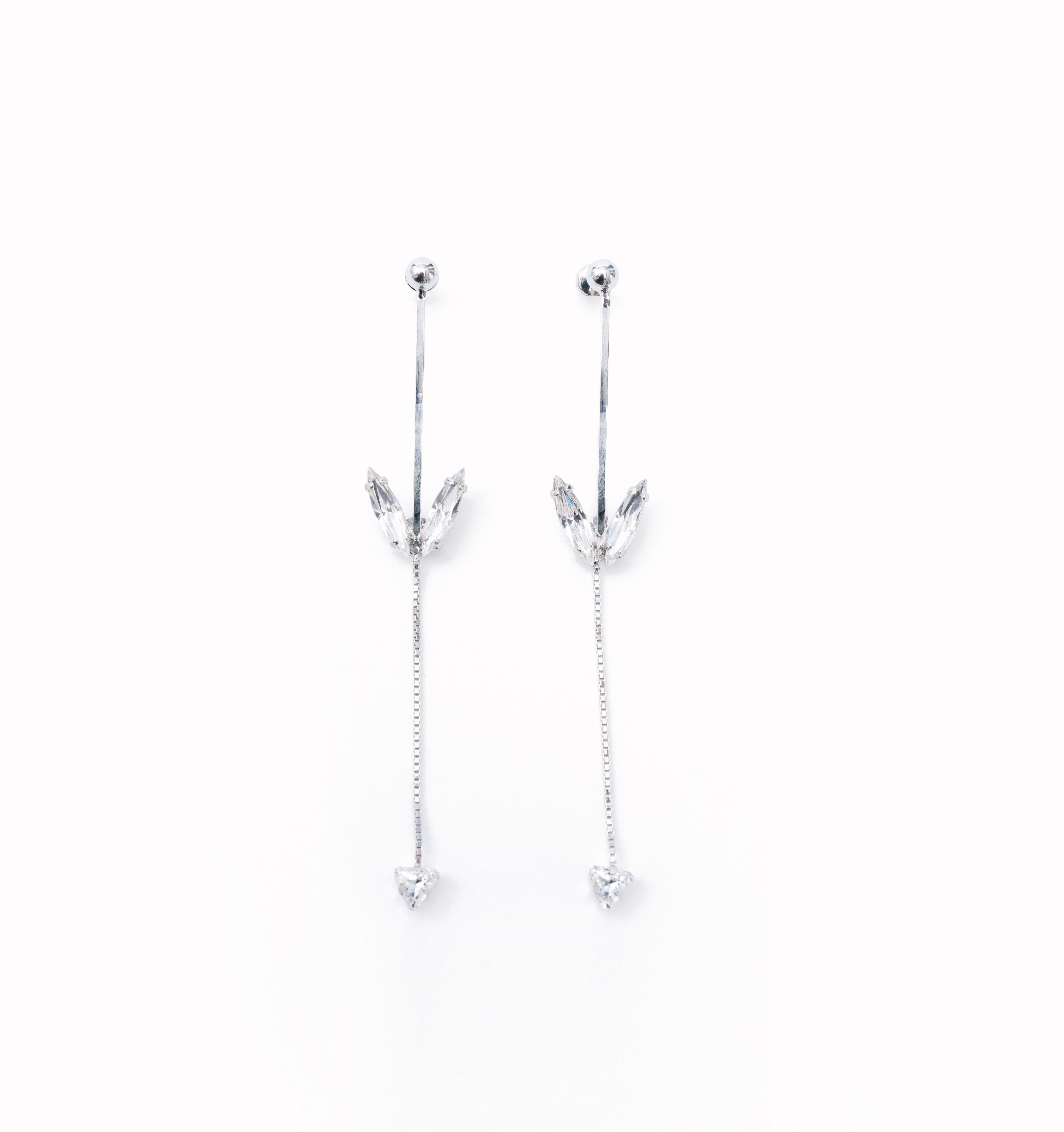 future crystal heart long pieices (earrings) silver