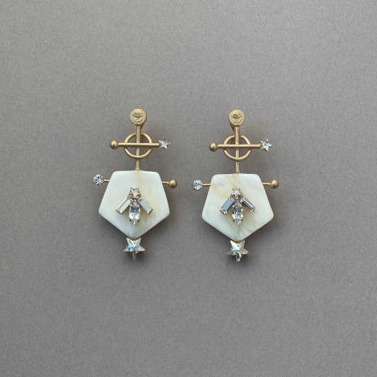  cosmos pentagon pierces (earrings)  gold