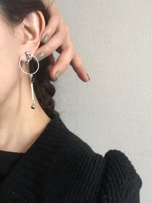 future ring long pierces (earrings) silver