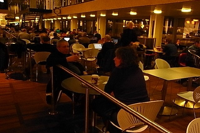 デンマークの空港のカフェで使用