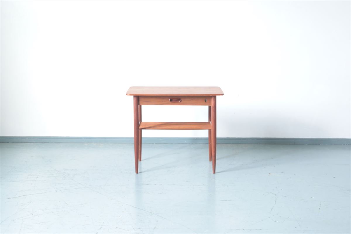 サイドテーブル（チーク）/デンマーク家具/I209-100 - 北欧 