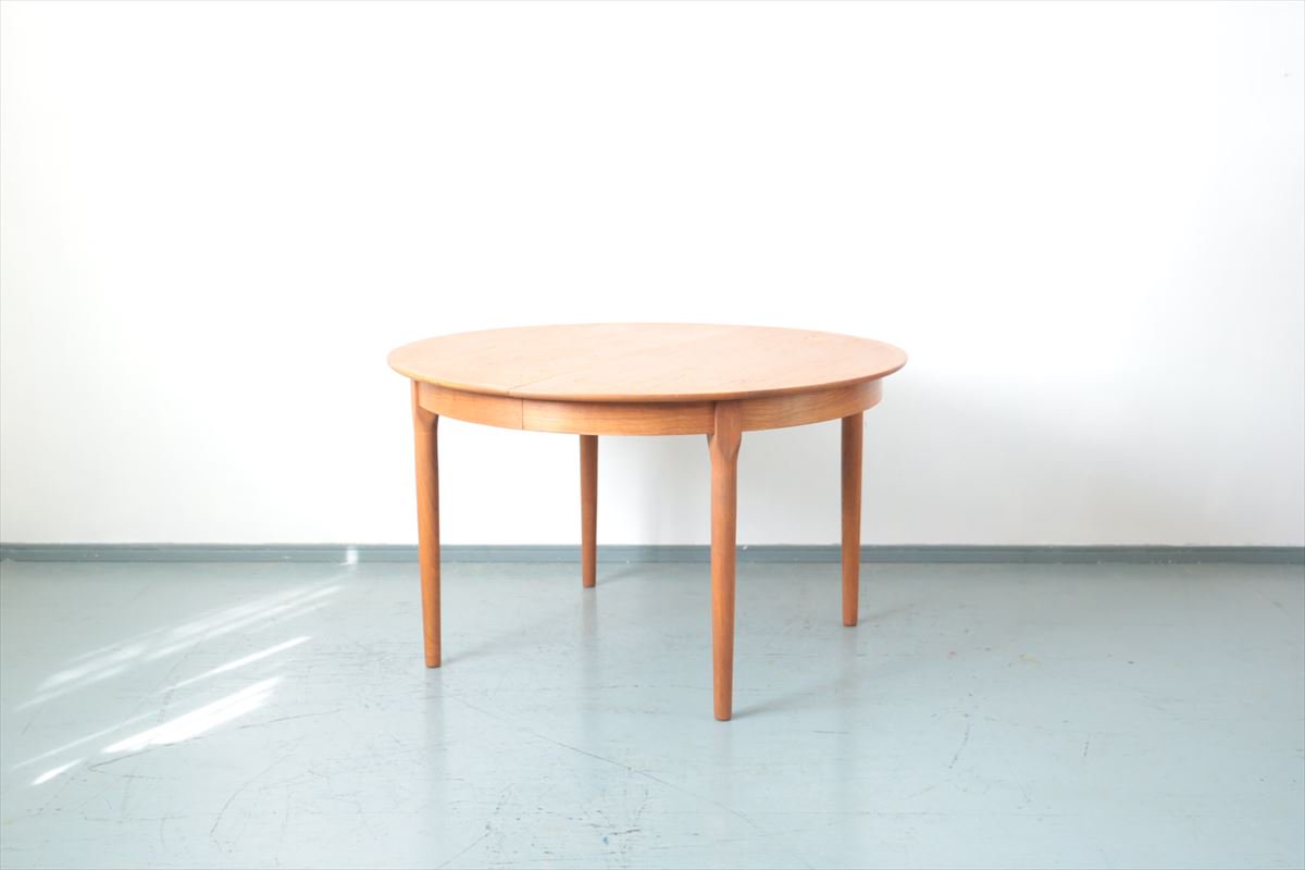 丸テーブル（チーク・エクステンション）/122×122/デンマーク家具/K209 